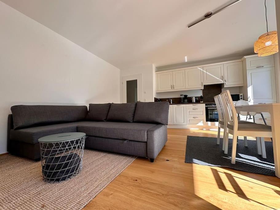 Apartmán Wohntraum Fuer Familien & Geschaeftsreisende Kempten Exteriér fotografie